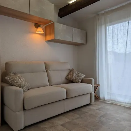 Pinede Piscine Clim Proche Village Naturiste *