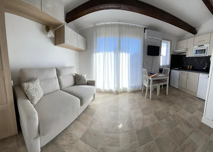 Apartmán Pinede Piscine Clim Proche Village Naturiste *